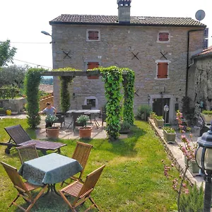 Al Merlo Olivo, Rural Istrian House Frühstückspension